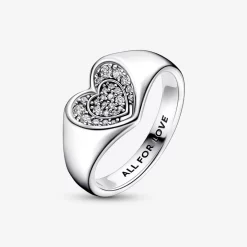 Pandora BAGUE SIGNET AVEC PAVÉ EN FORME DE COEUR RADIEUX -Mode Bijoux Boutique resizedPt 9c8f9728c5c3be5ef64f32ed3d49f02e 1